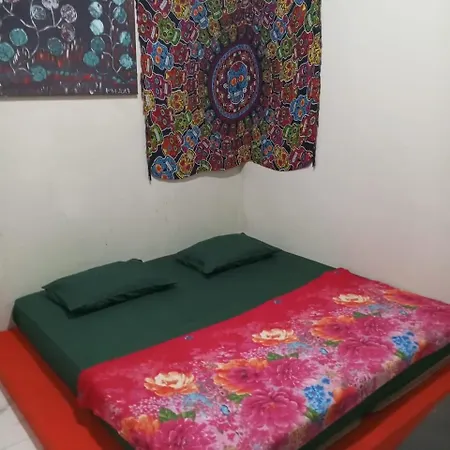 Air Manis Secret Surfcamp Apartment Taluk Batung Exterior photo