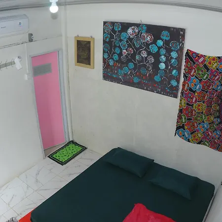 Air Manis Secret Surfcamp Apartment Taluk Batung Exterior photo