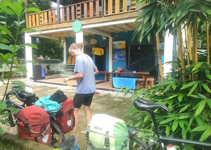 Air Manis Secret Surfcamp