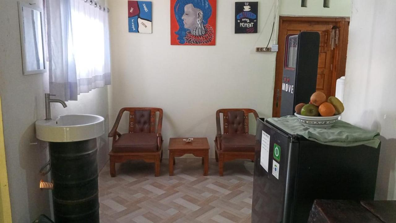 Air Manis Secret Surfcamp Homestay