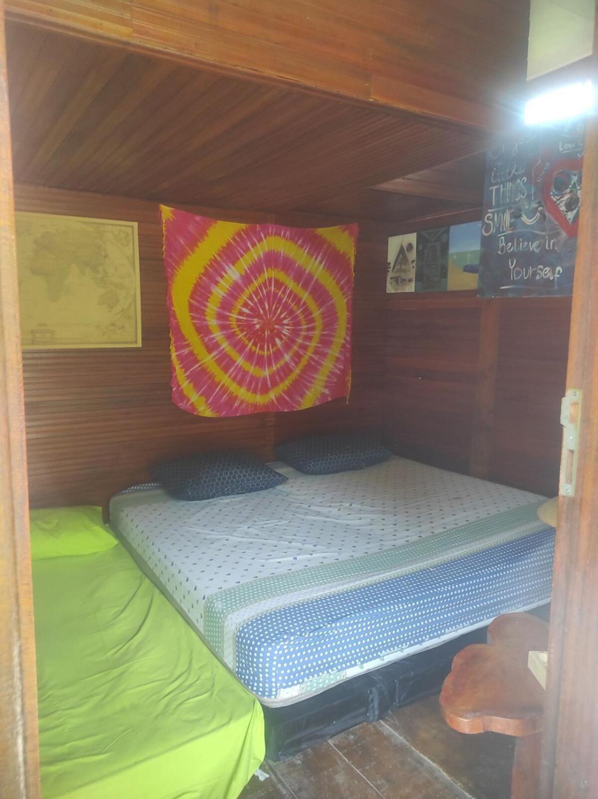 Air Manis Secret Surfcamp *